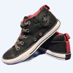 Converse Women Black and Red Sneakers